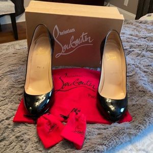COPY - Christian Louboutin size 40 Filo 120 Patent